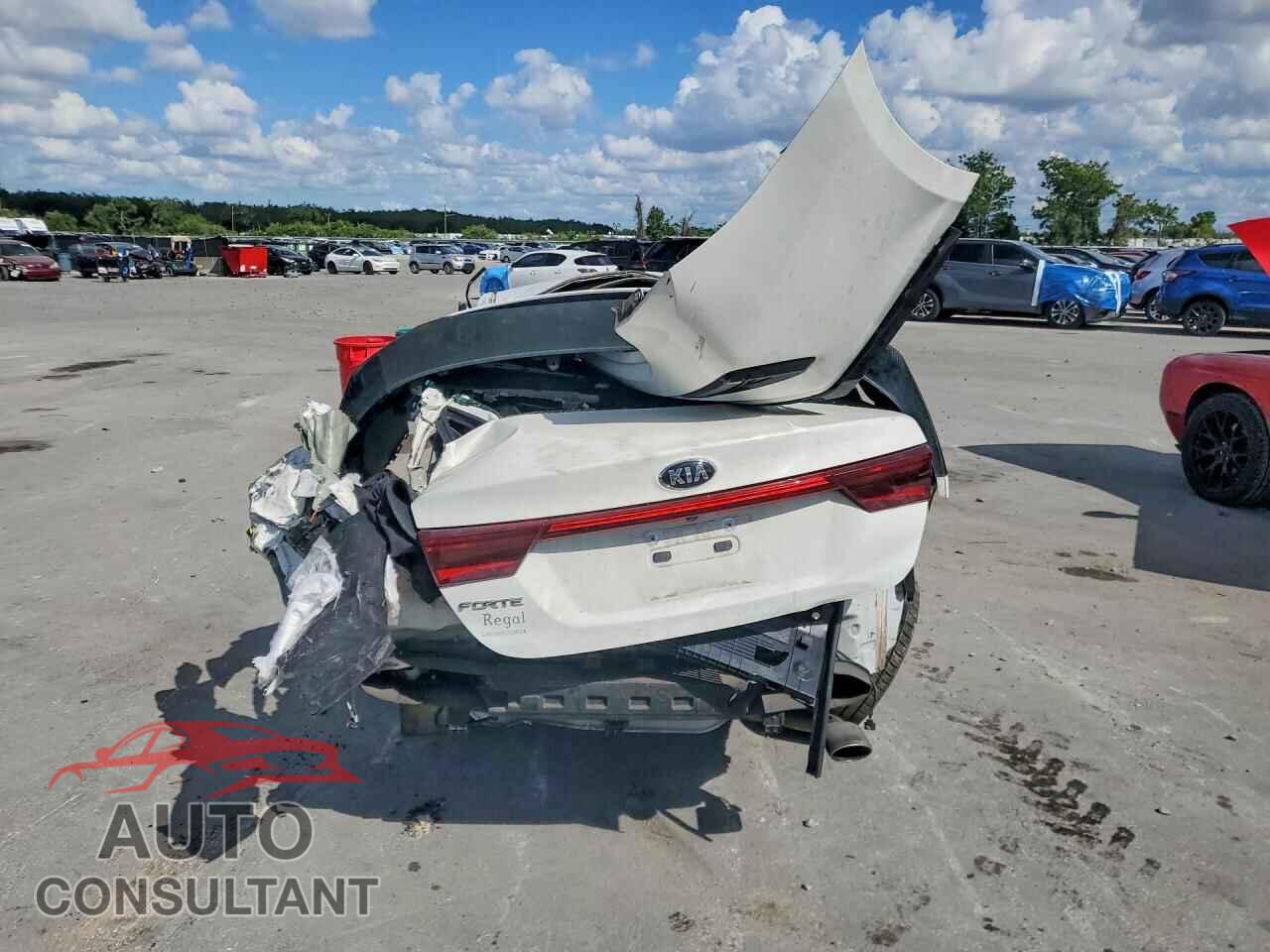 KIA FORTE 2021 - 3KPF24AD2ME265979