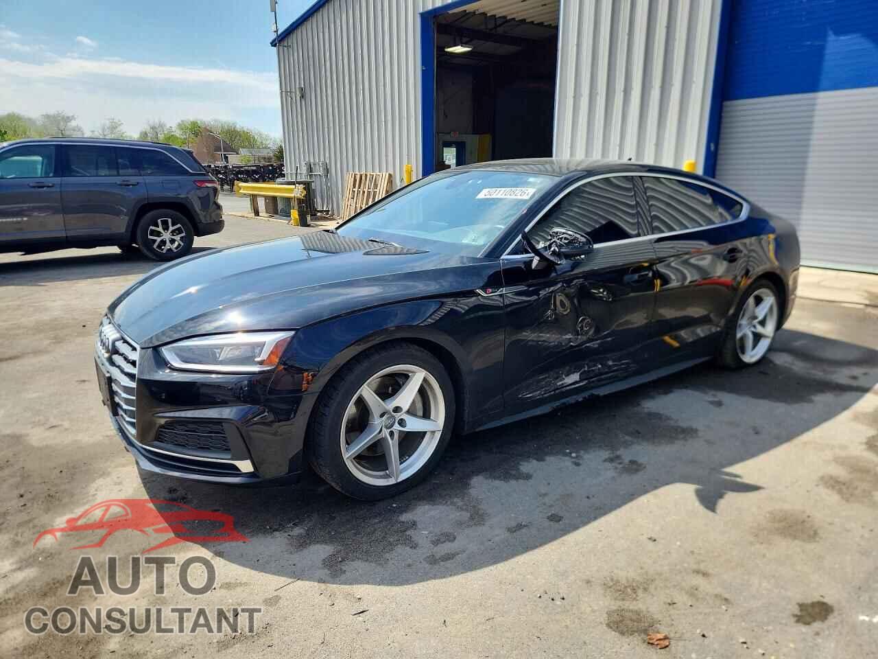 AUDI A5 2019 - WAUENCF51KA043879