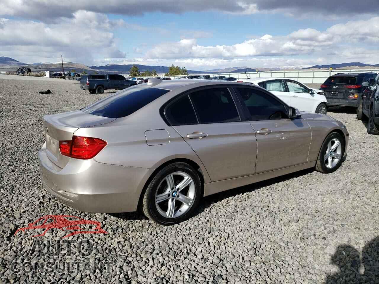 BMW 3 SERIES 2013 - WBA3B5G52DNS04889