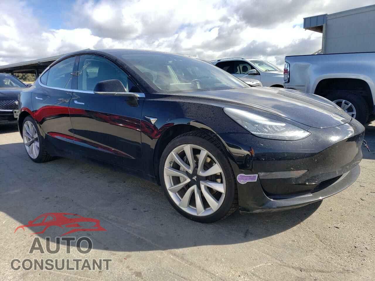 TESLA MODEL 3 2018 - 5YJ3E1EB0JF149140