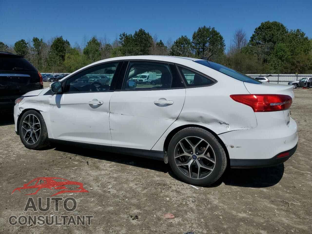 FORD FOCUS 2017 - 1FADP3H29HL242371