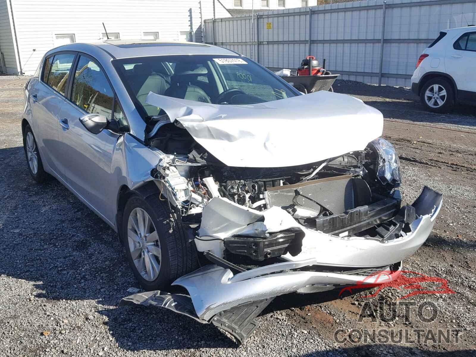 KIA FORTE 2015 - KNAFX5A8XF5356357