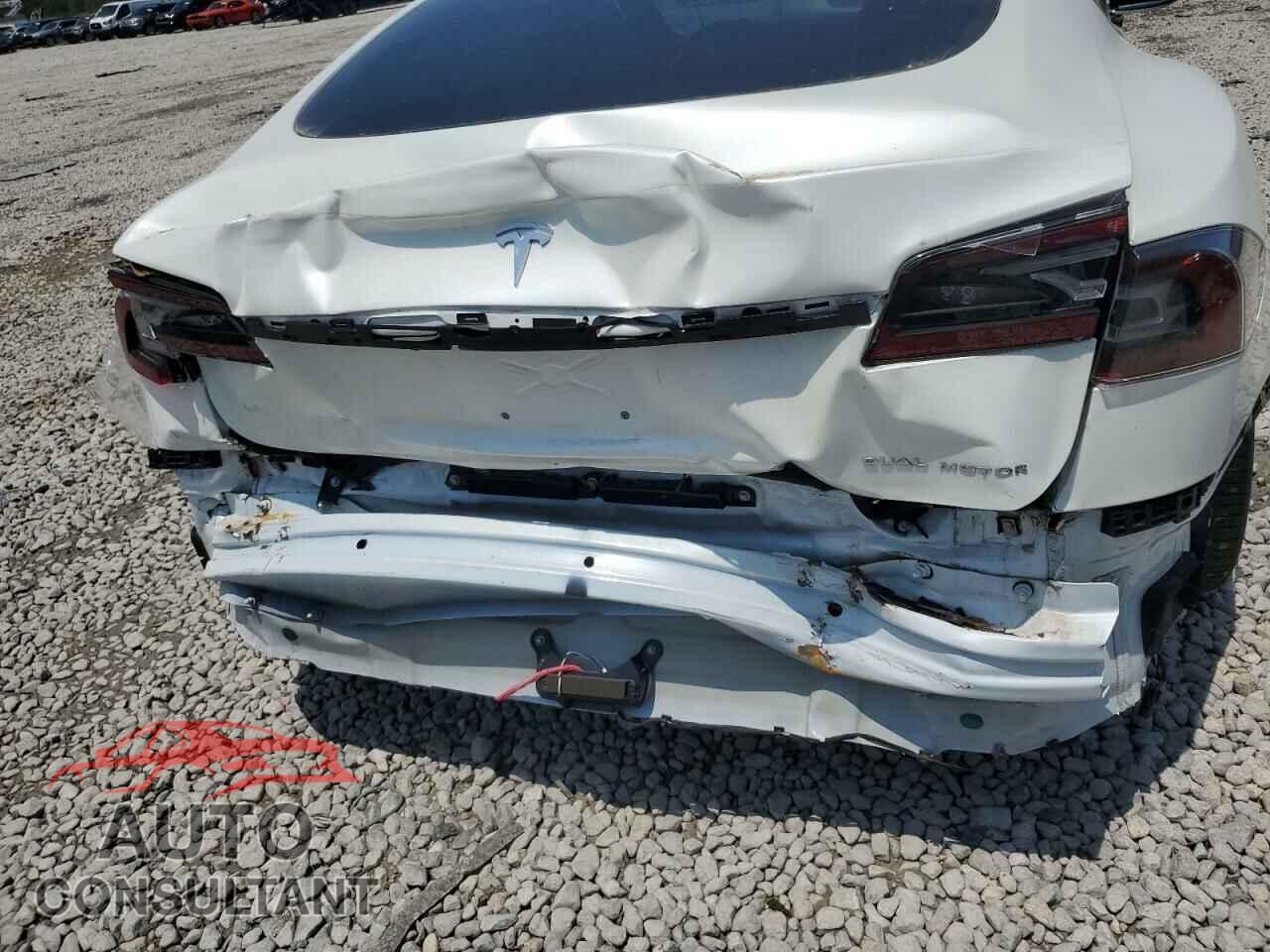 TESLA MODEL S 2020 - 5YJSA1E20LF379576