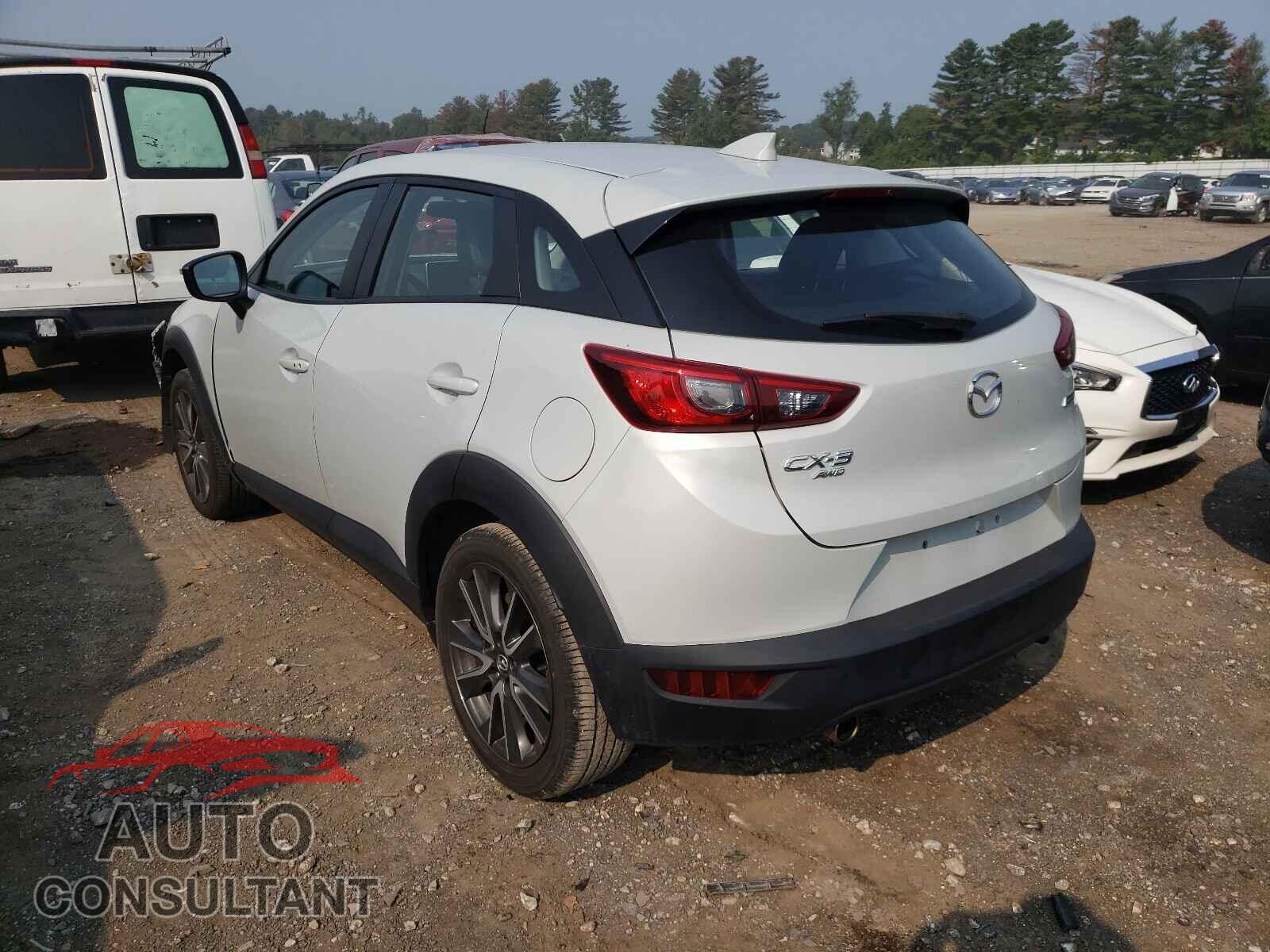 MAZDA CX-3 2017 - JM1DKFC70H0164450