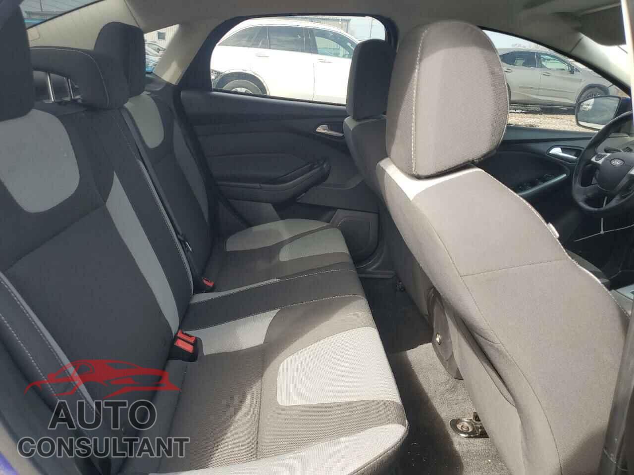 FORD FOCUS 2012 - 1FAHP3F21CL446157
