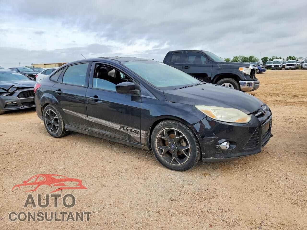 FORD FOCUS SE 2012 - 1FAHP3F24CL435315