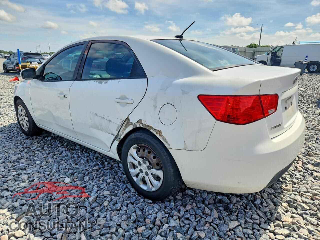 KIA FORTE 2011 - KNAFT4A28B5460728