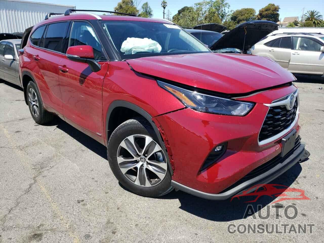 TOYOTA HIGHLANDER 2022 - 5TDHBRCH8NS554443