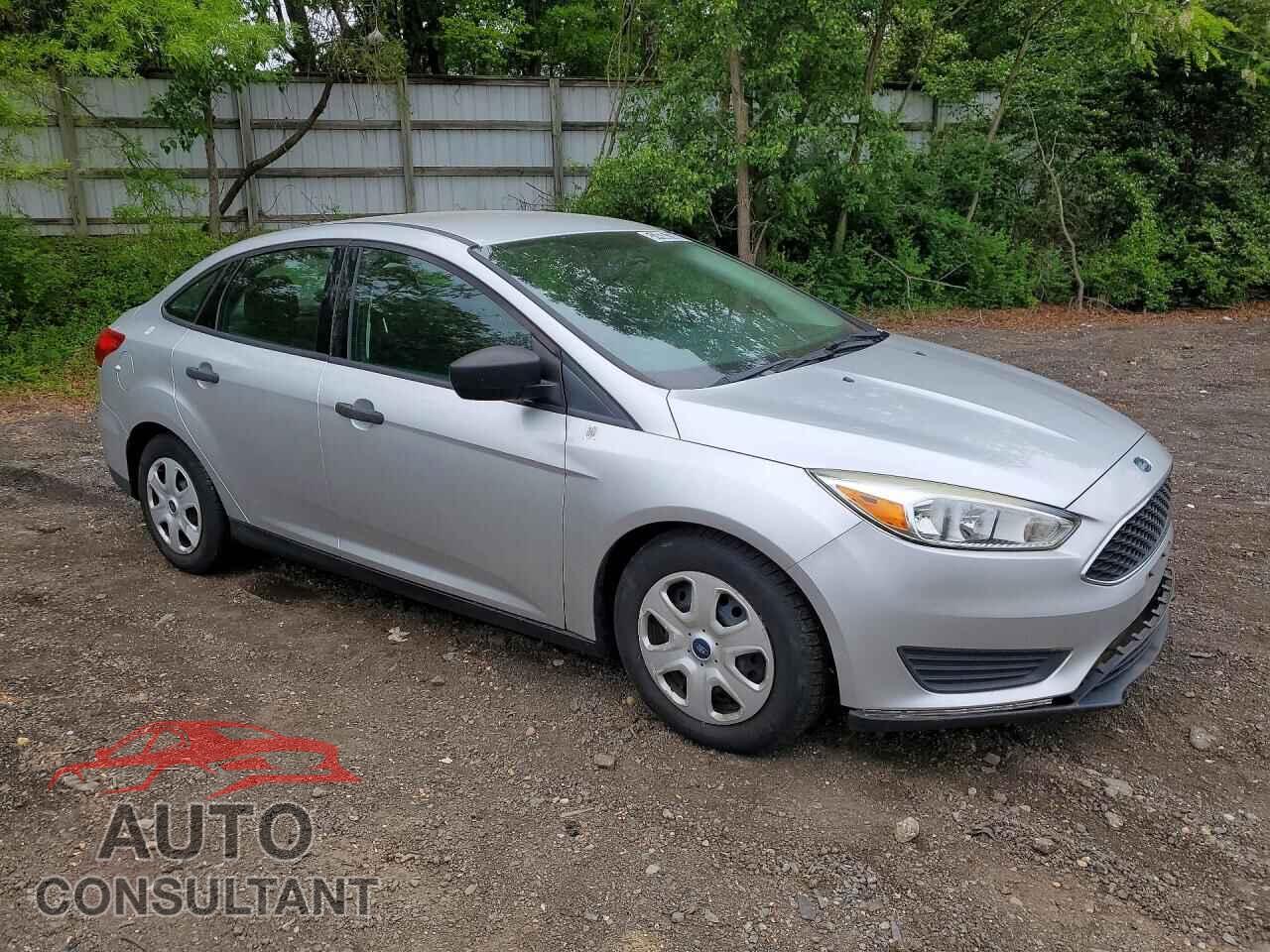 FORD FOCUS 2017 - 1FADP3E23HL289481