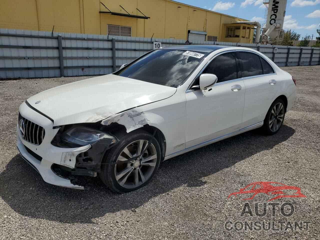 MERCEDES-BENZ C-CLASS 2016 - 55SWF4KB2GU175343