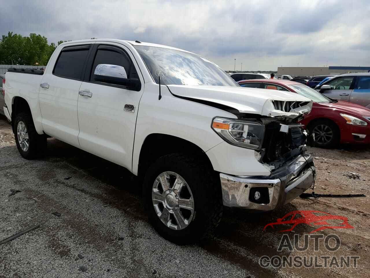 TOYOTA TUNDRA 2019 - 5TFAY5F14KX825771