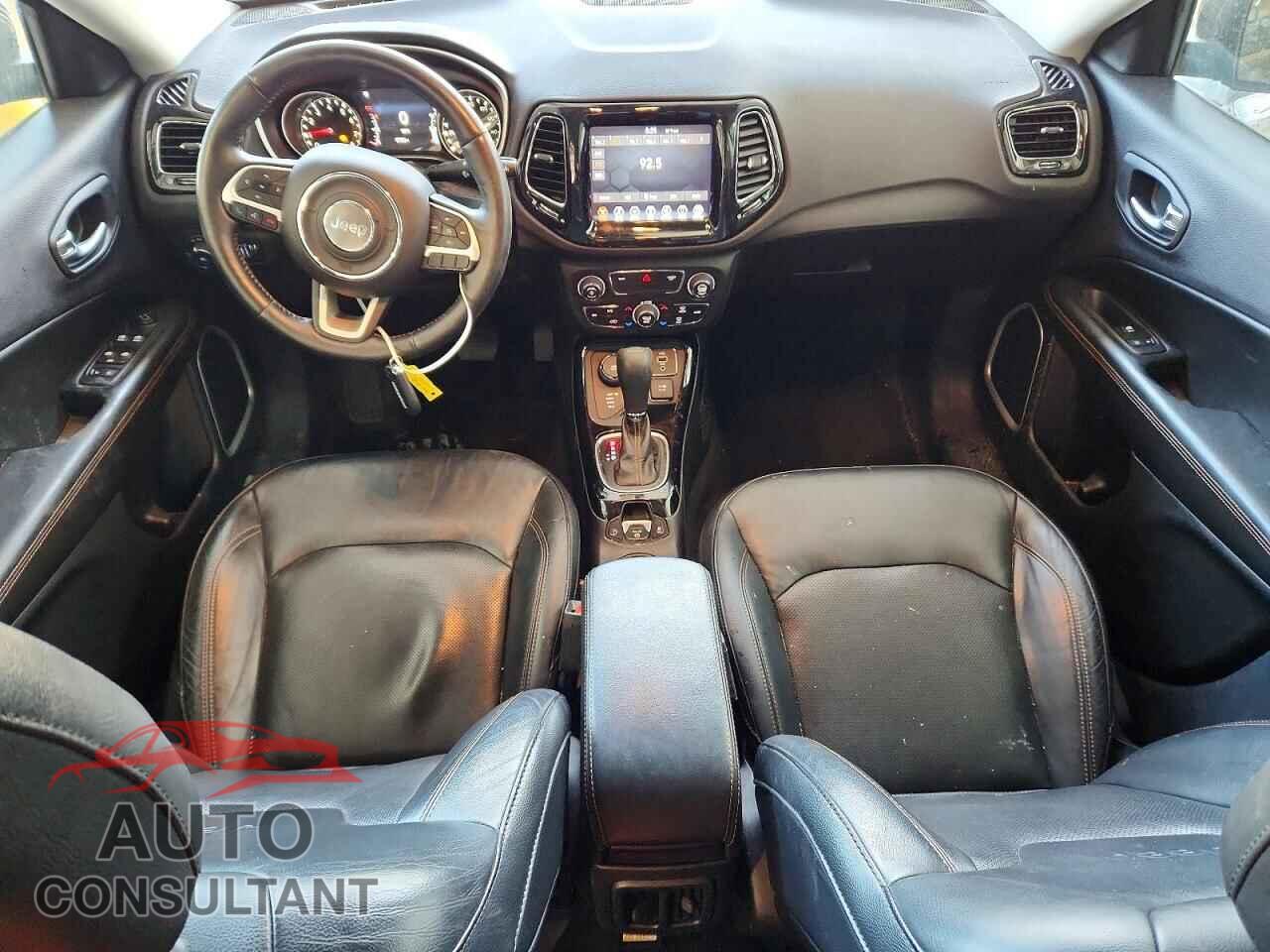 JEEP COMPASS 2017 - 3C4NJDCB2HT596914