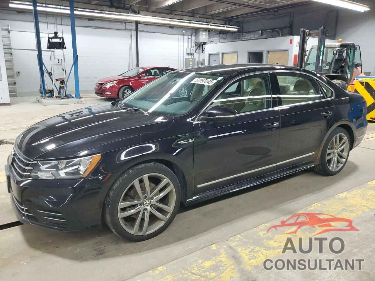 VOLKSWAGEN PASSAT 2017 - 1VWDT7A39HC069156