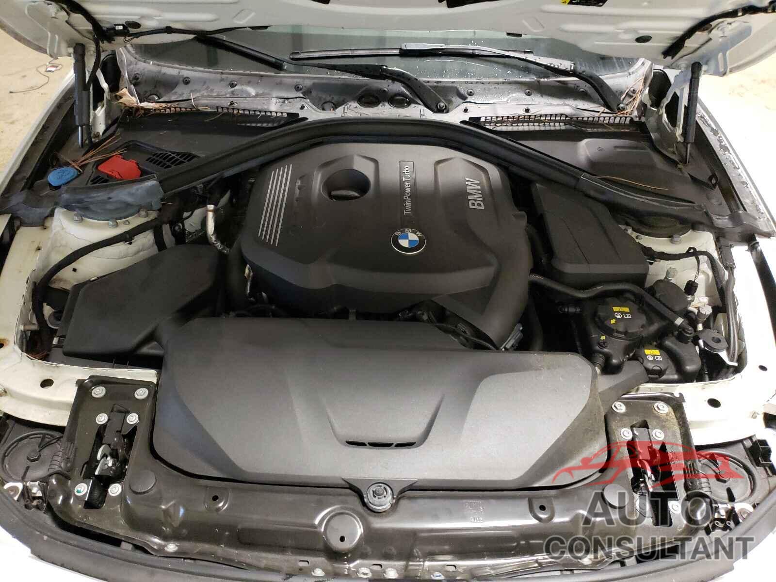 BMW 3 SERIES 2017 - WBA8B9G55HNU50340