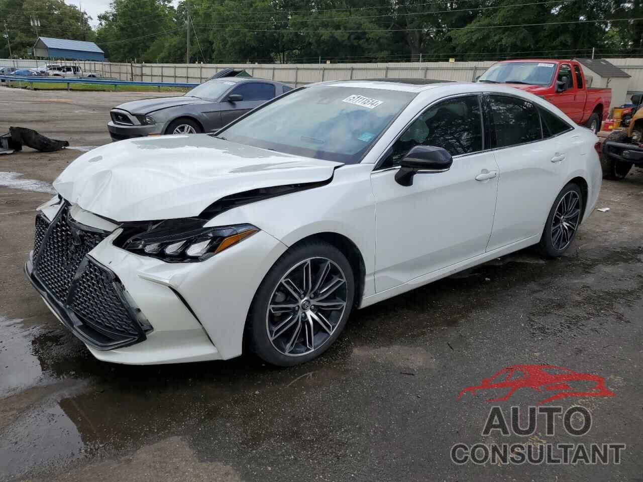 TOYOTA AVALON 2019 - 4T1BZ1FB4KU023463