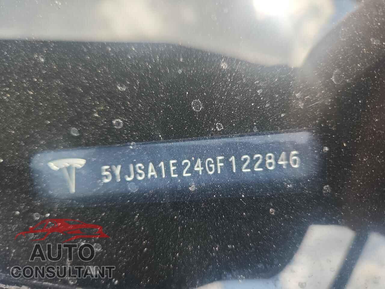 TESLA MODEL S 2016 - 5YJSA1E24GF122846