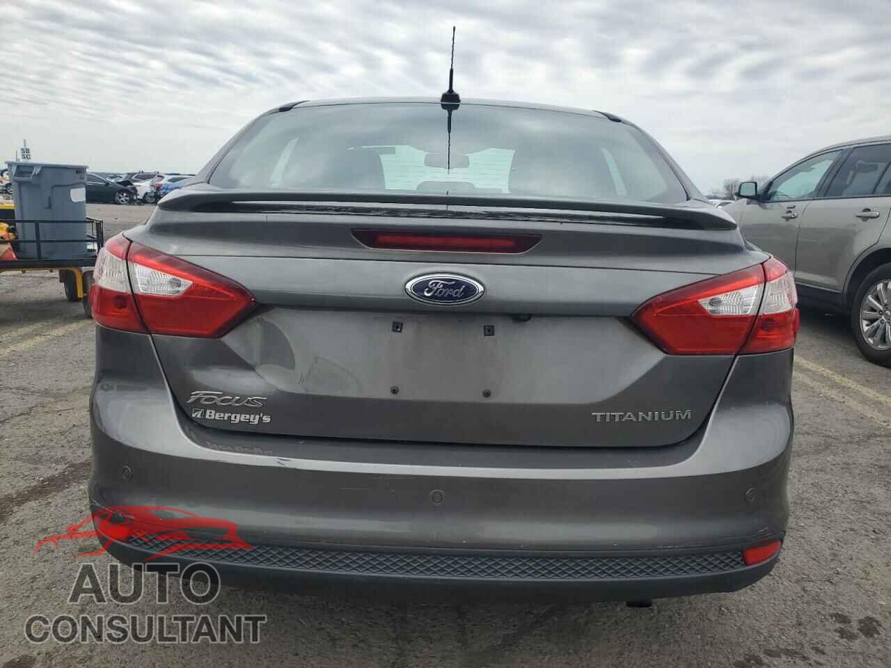 FORD FOCUS 2012 - 1FAHP3J23CL144893