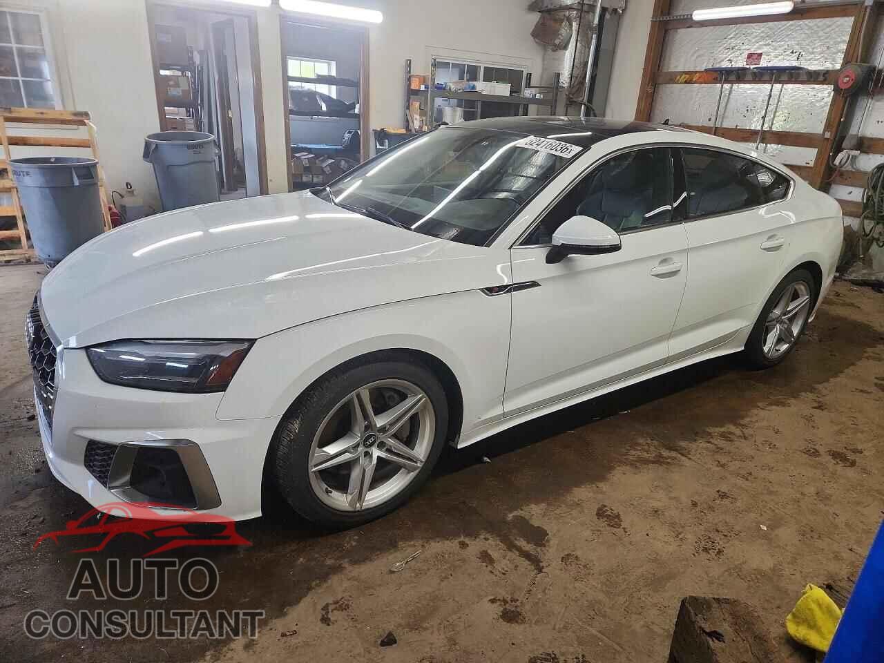 AUDI A5 2022 - WAUDACF53NA008756