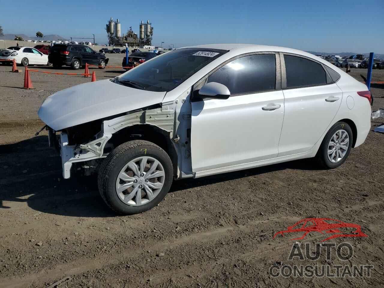 HYUNDAI ACCENT 2018 - 3KPC24A38JE012851