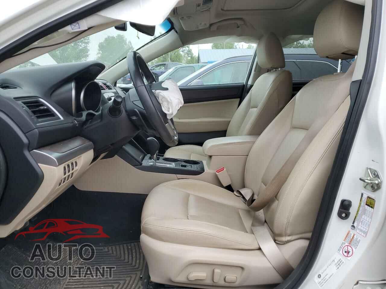 SUBARU OUTBACK 2017 - 4S4BSANC4H3235423