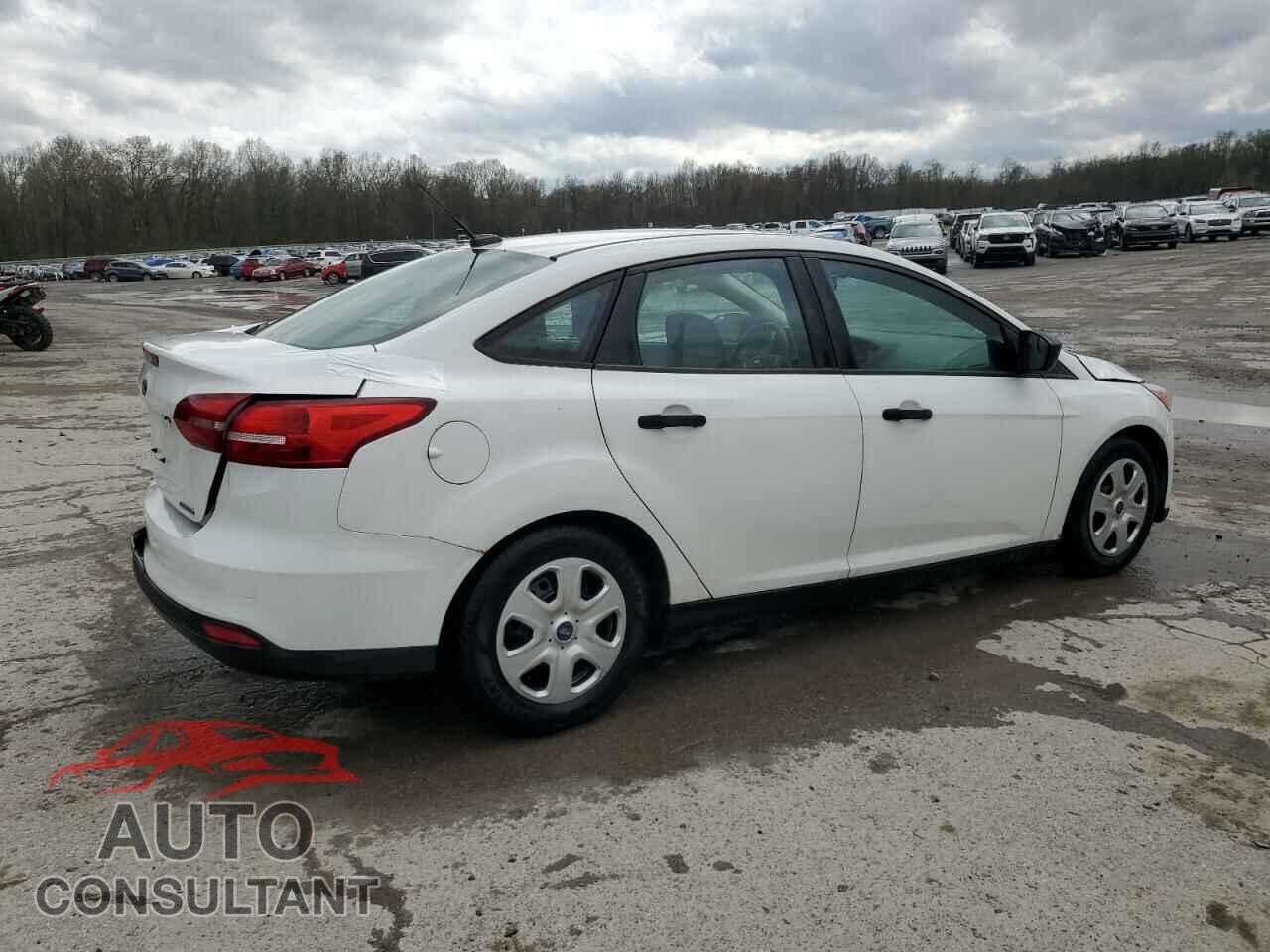 FORD FOCUS 2016 - 1FADP3E2XGL215618