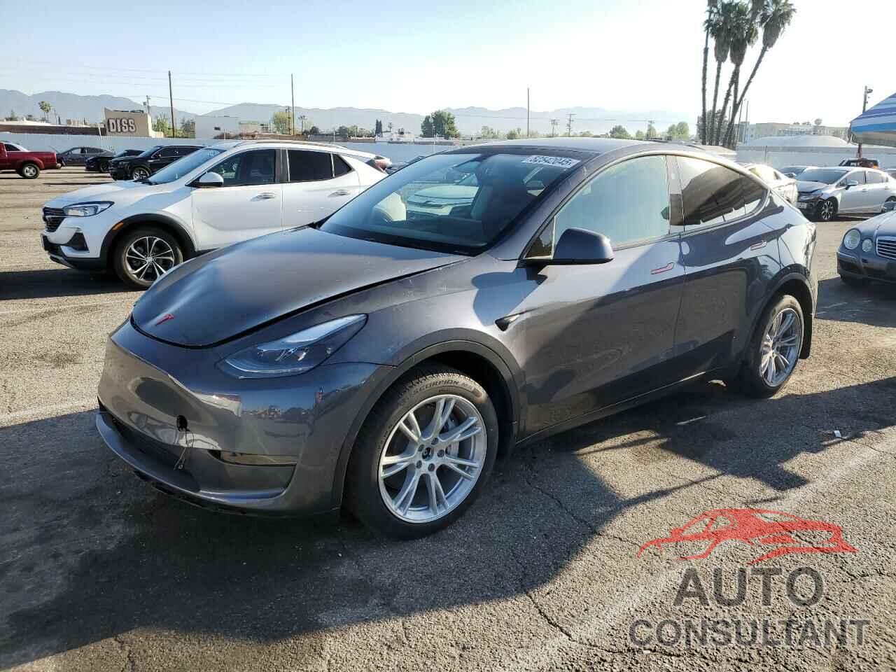 TESLA MODEL Y 2023 - 7SAYGDEE6PA189503