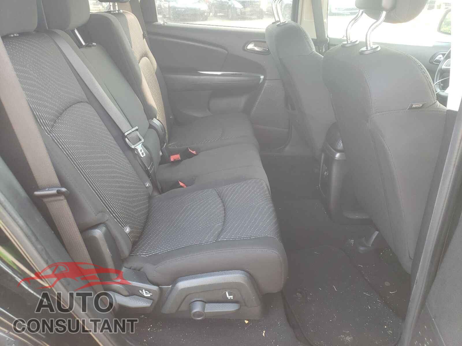 DODGE JOURNEY 2017 - 3C4PDCBG7HT593966