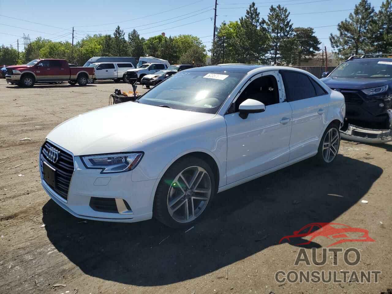 AUDI A3 2018 - WAUAUGFF6J1038449