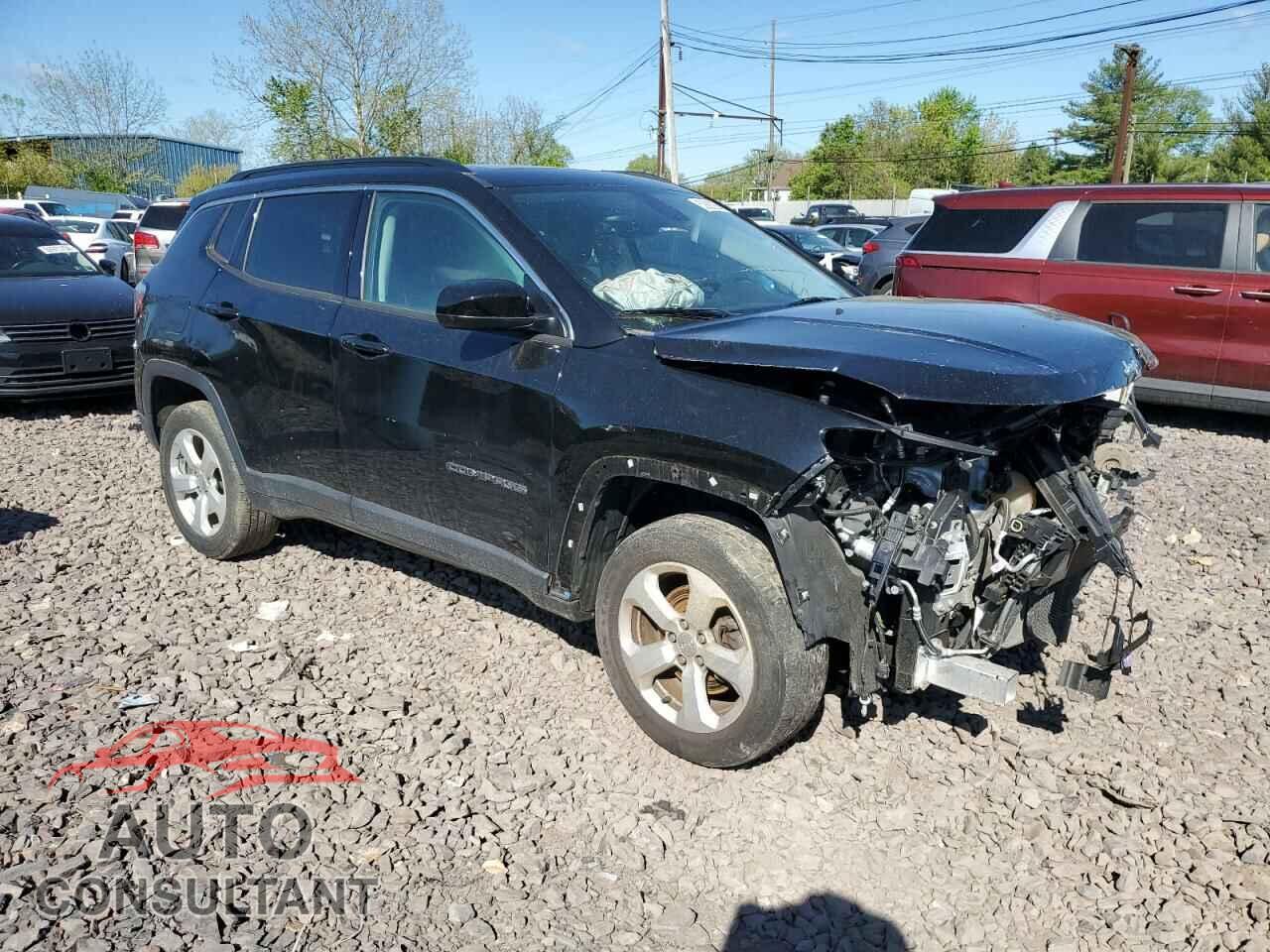 JEEP COMPASS 2018 - 3C4NJDBB9JT114799