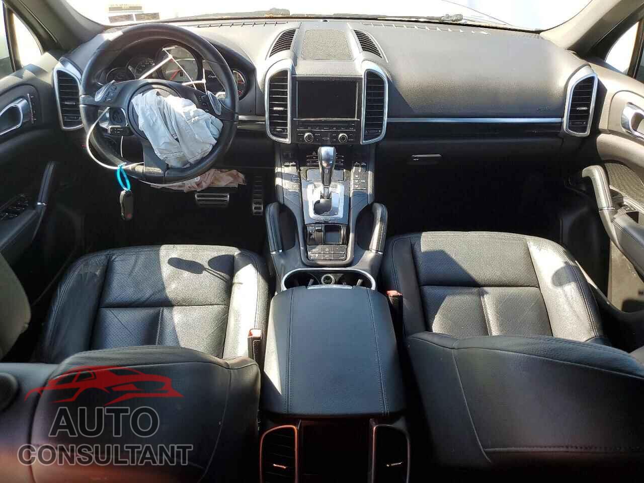 PORSCHE CAYENNE 2011 - WP1AB2A25BLA45834