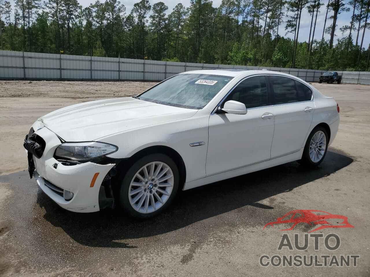 BMW 5 SERIES 2013 - WBAFR7C50DC817860