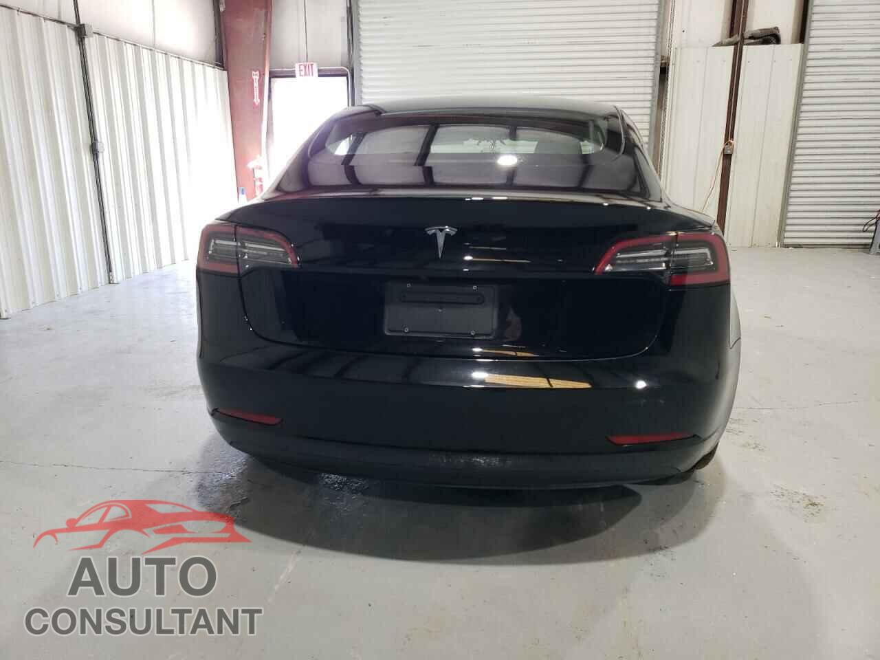 TESLA MODEL 3 2022 - 5YJ3E1EA5NF372030