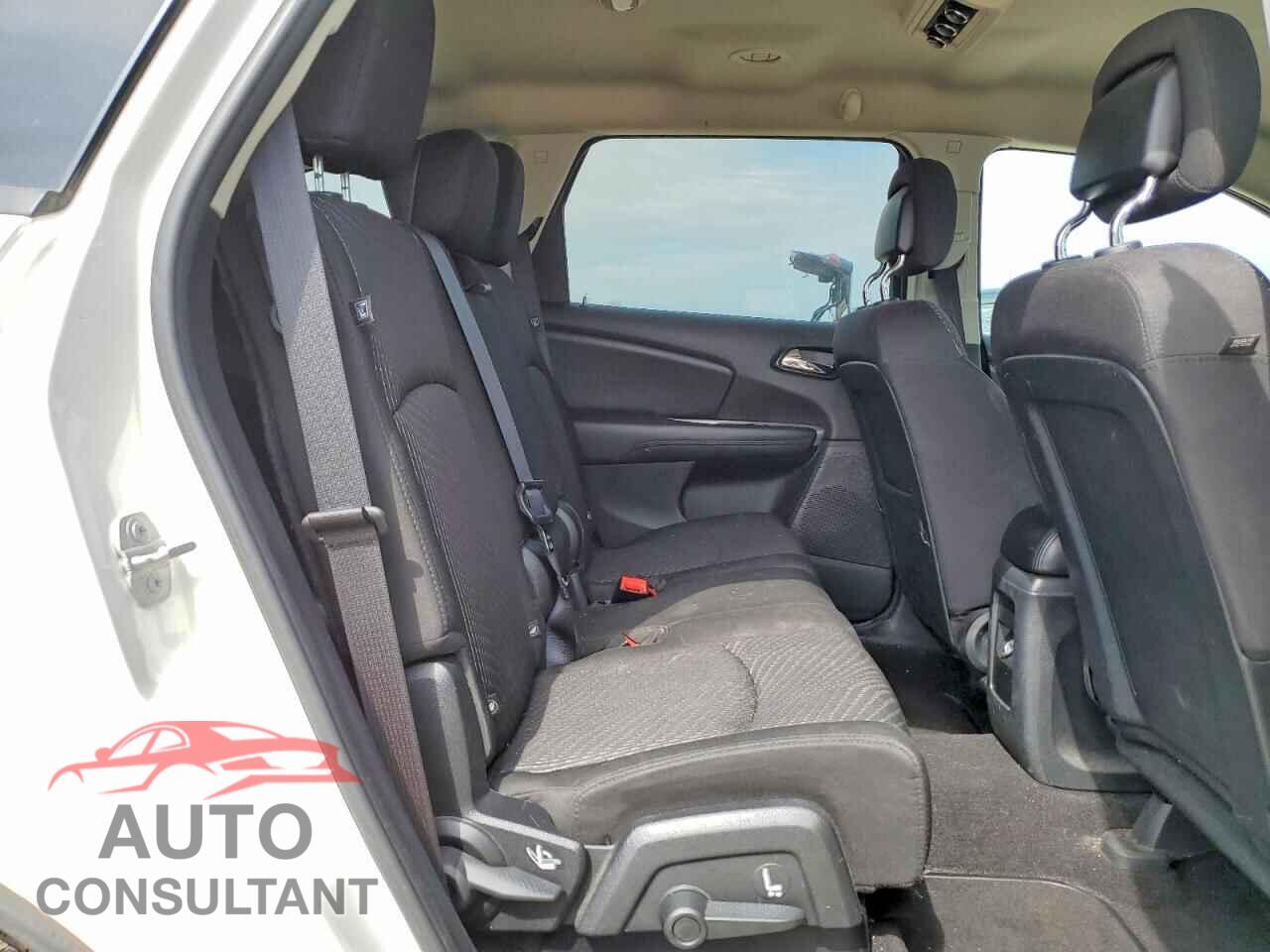 DODGE JOURNEY 2015 - 3C4PDDBG7FT526271