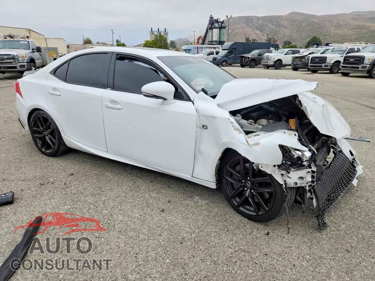 LEXUS IS 2015 - JTHBE1D24F5022704