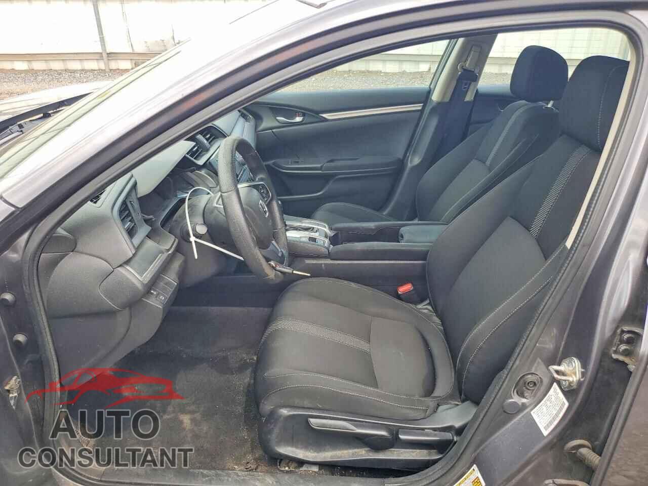 HONDA CIVIC 2017 - 2HGFC2F57HH572305
