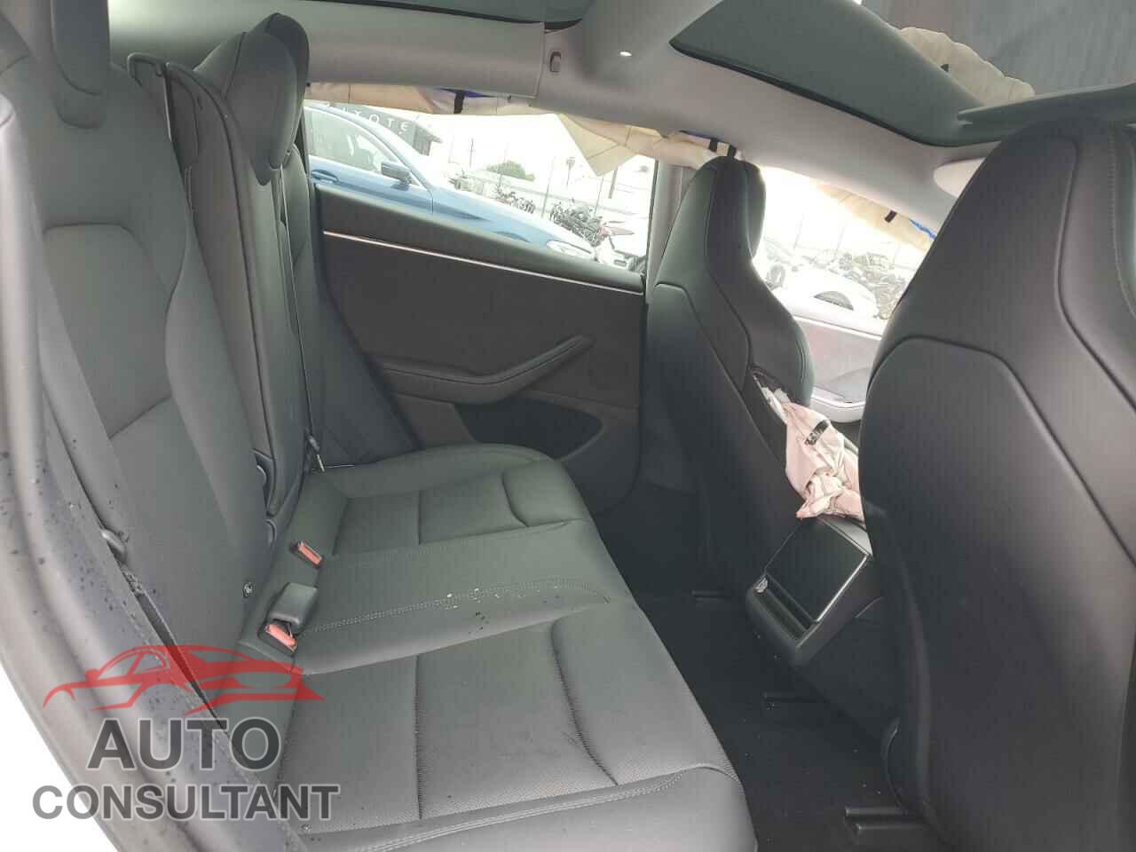 TESLA MODEL 3 2024 - 5YJ3E1ET2RF790004