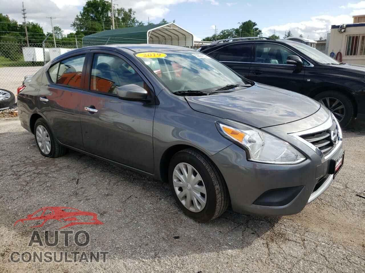 NISSAN VERSA 2019 - 3N1CN7AP3KL862656