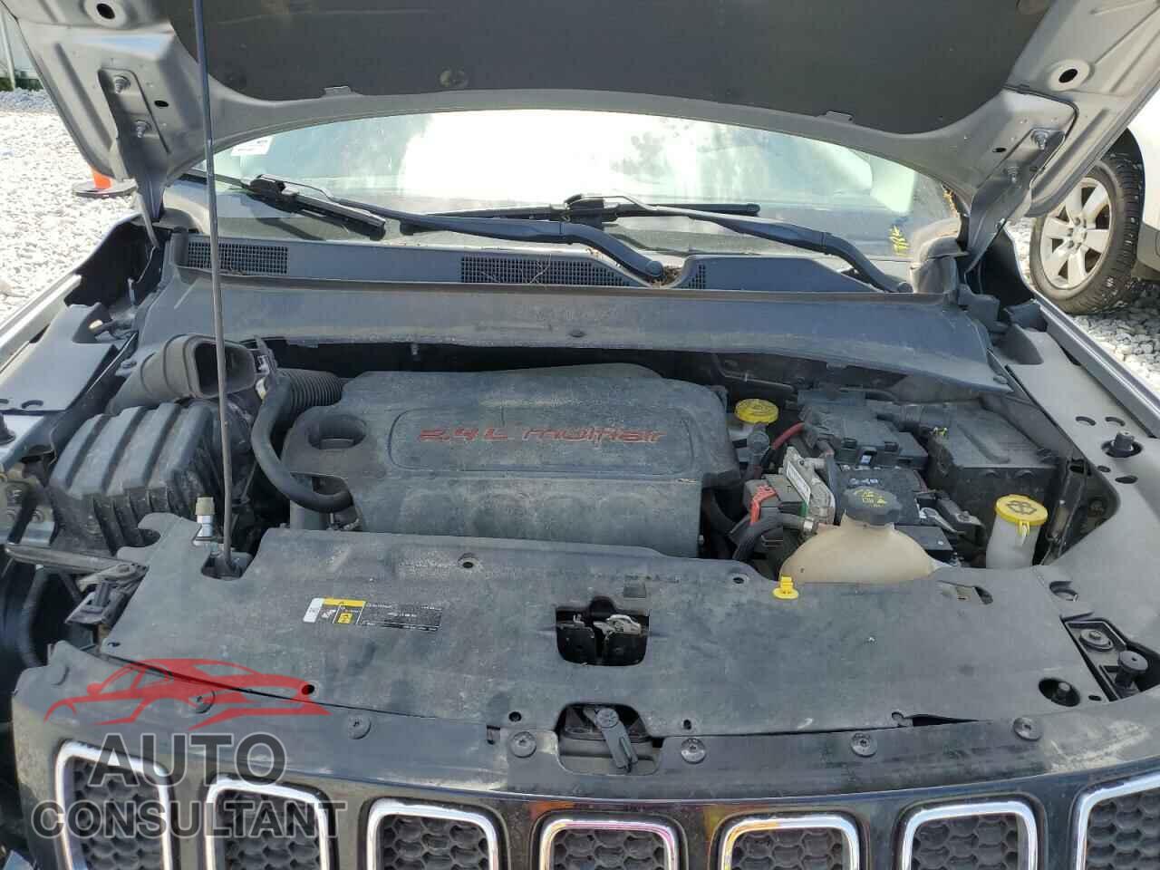 JEEP COMPASS 2018 - 3C4NJDCB9JT222211