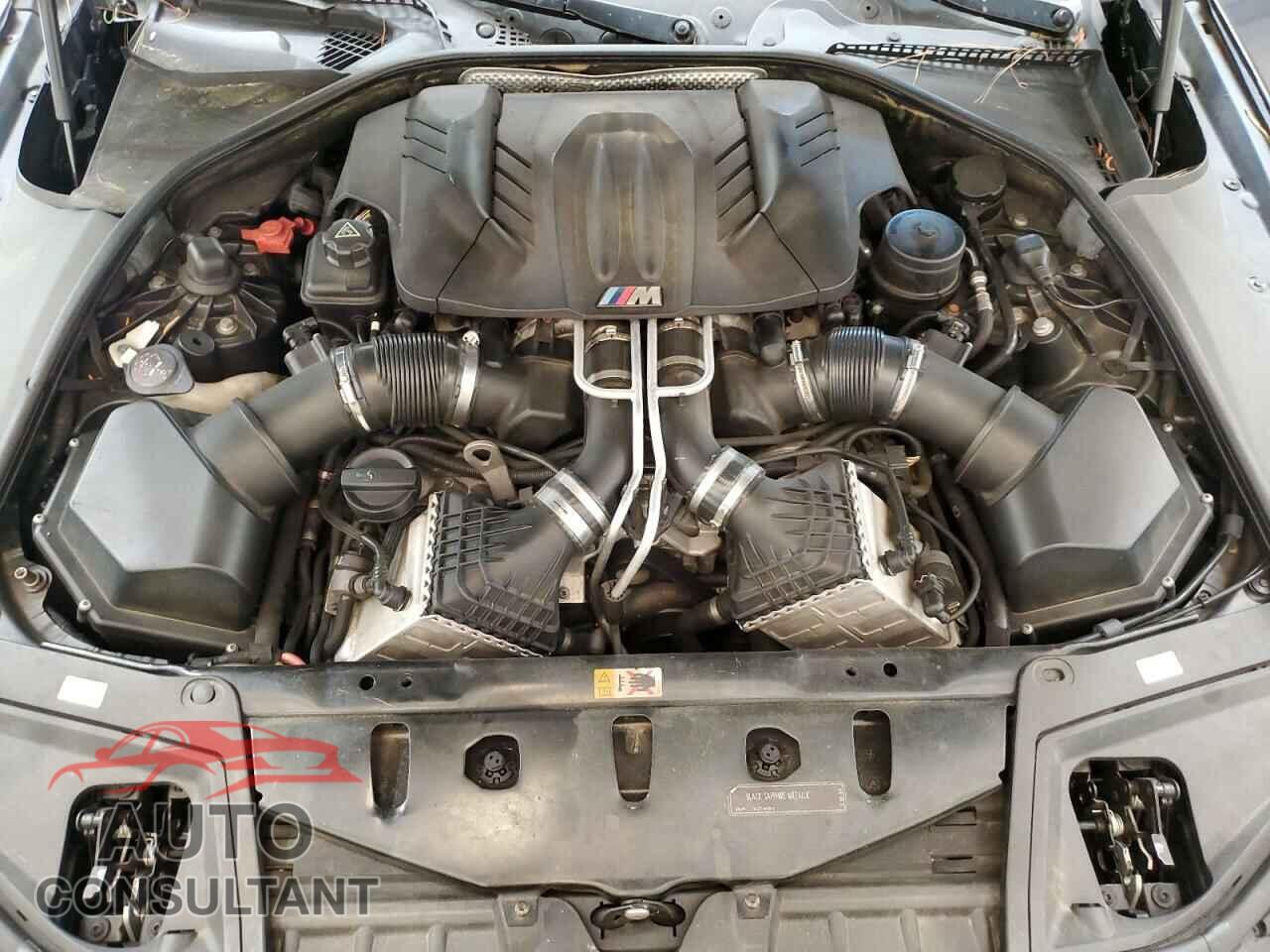 BMW M5 2013 - WBSFV9C5XDC772672