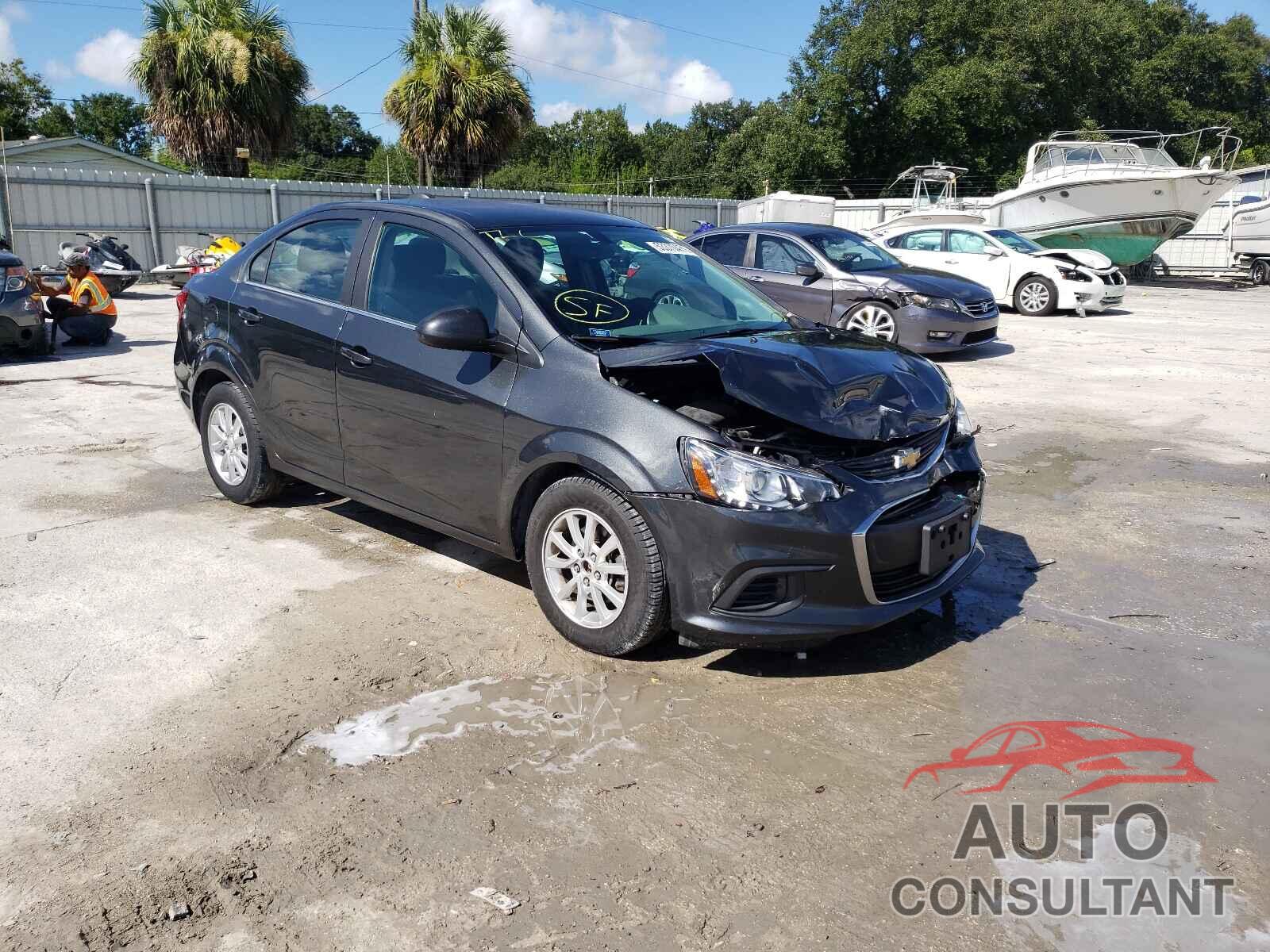 CHEVROLET SONIC 2017 - 1G1JD5SG8H4132212