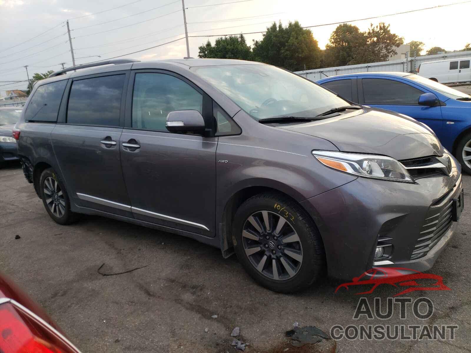 TOYOTA SIENNA 2018 - 5TDDZ3DC2JS205055