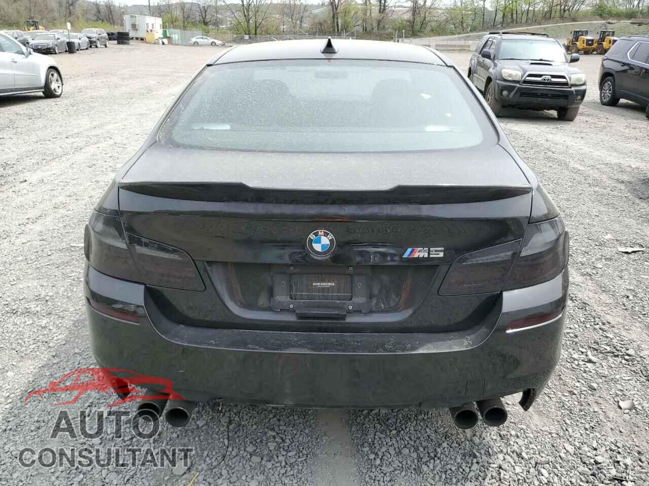 BMW M5 2013 - WBSFV9C54DD095421