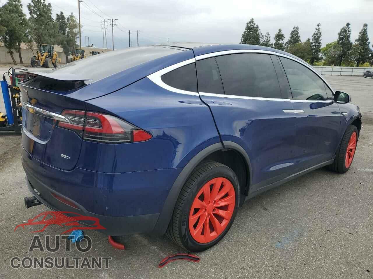 TESLA MODEL X 2016 - 5YJXCAE22GF007971