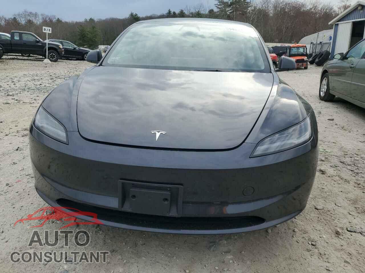 TESLA MODEL 3 2024 - 5YJ3E1EA2RF772519