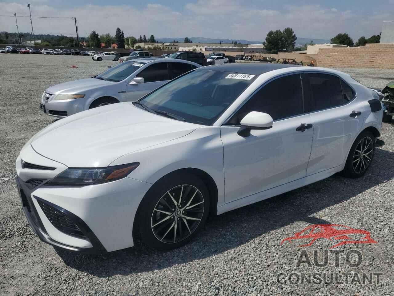 TOYOTA CAMRY 2021 - 4T1G11AK0MU572326