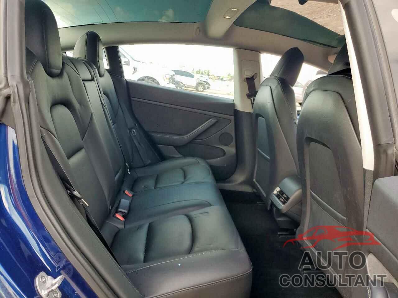 TESLA MODEL 3 2023 - 5YJ3E1EA8PF450710
