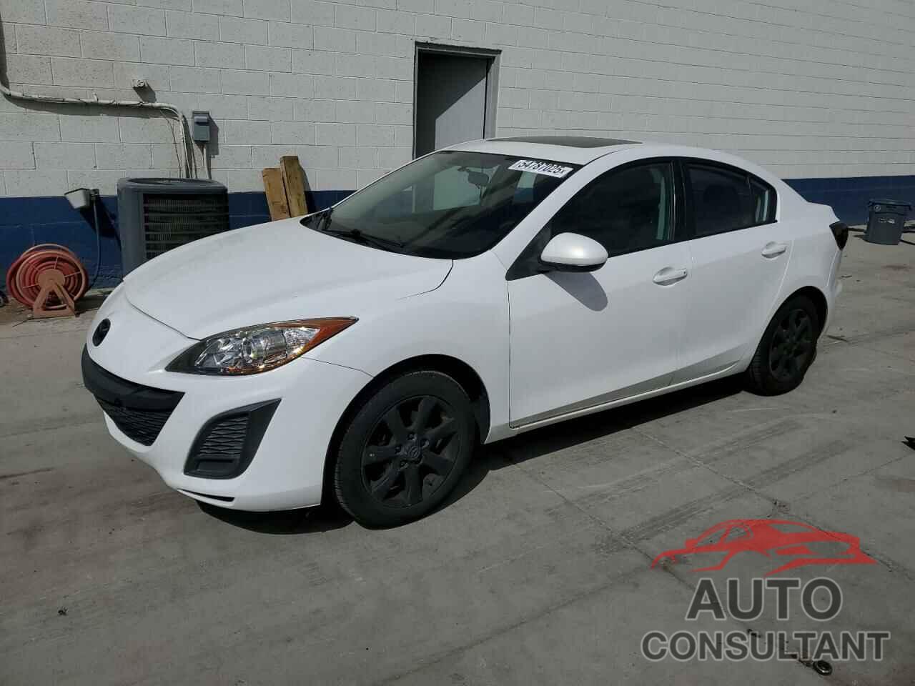MAZDA 3 2011 - JM1BL1VG2B1383836