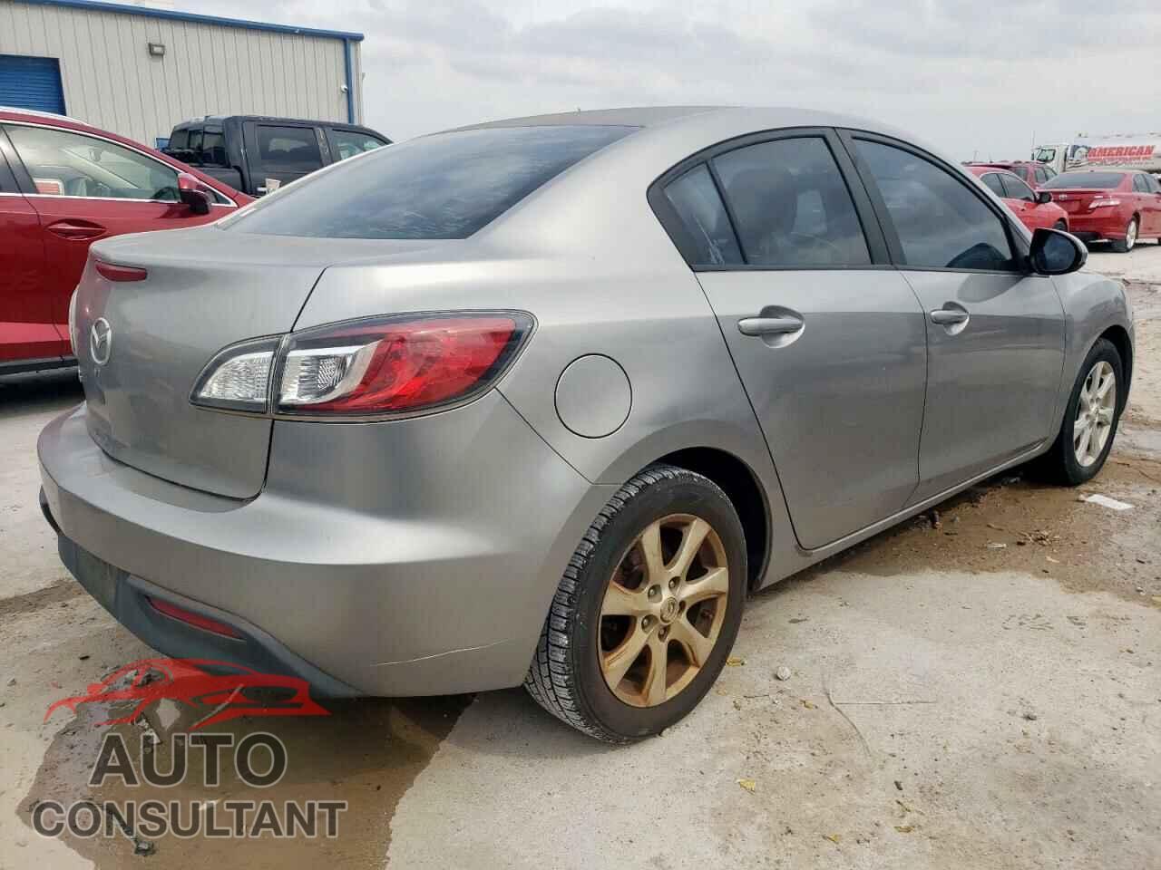MAZDA 3 2011 - JM1BL1VF2B1359883