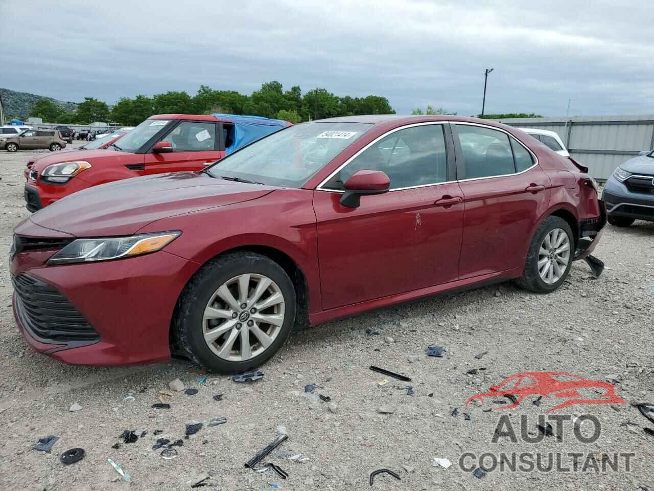 TOYOTA CAMRY 2018 - 4T1B11HK7JU643100