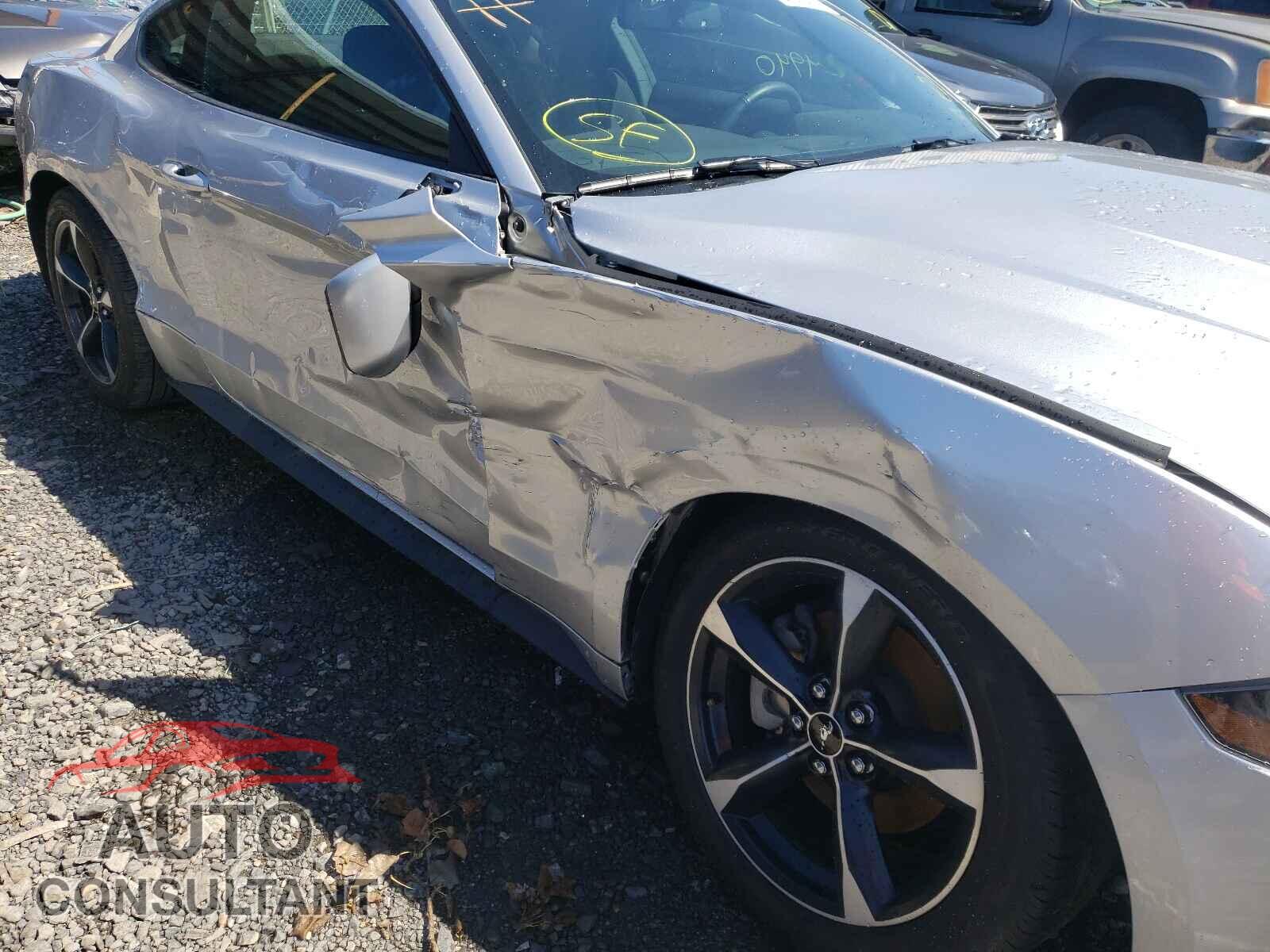 FORD MUSTANG 2019 - 1FA6P8TH2K5157529